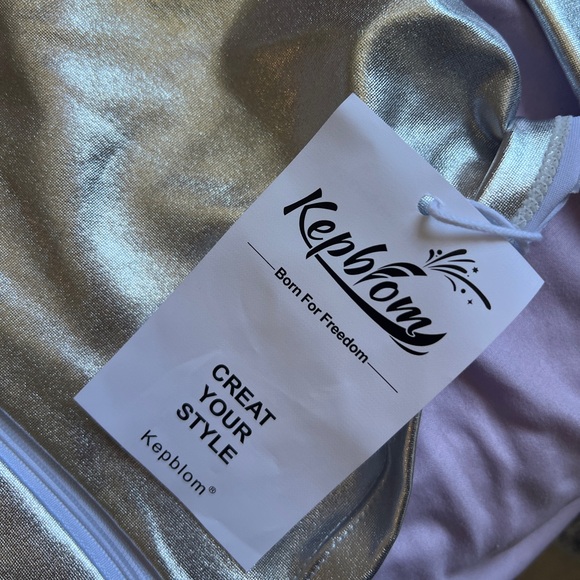 NEW! WITH TAGS! Metallic Crop Top - Picture 7 of 8